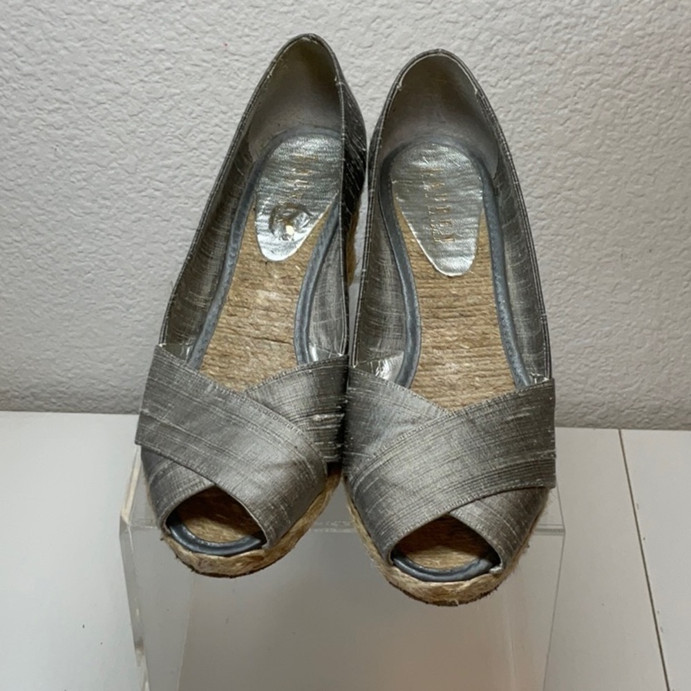 Lauren Ralph Laure Silk Shantung Silver Taupe Espadrille Wedge Peep-Toe Shoe 8 - Picture 2 of 8